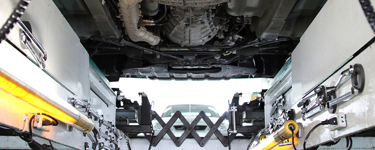 タイヤショップエーワン：アライメント調整